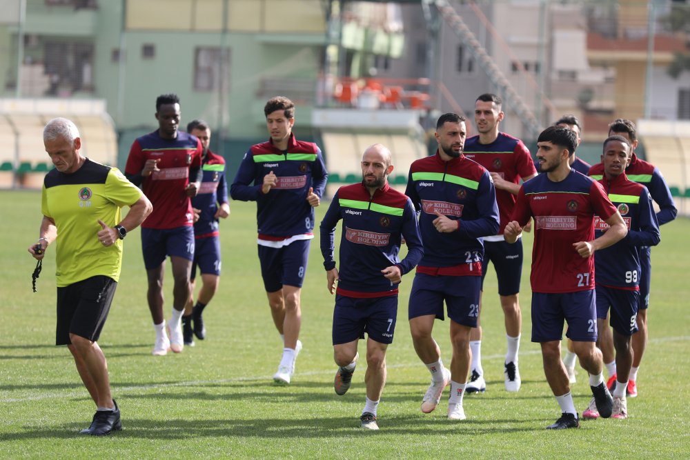 Aytemiz Alanyaspor, Trabzonspor'dan 3 puan almak istiyor