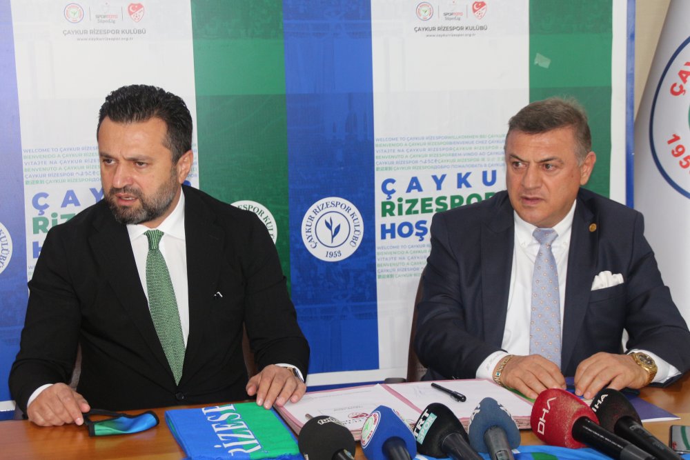 Bülent Uygun, Çaykur Rizespor’da boş mukaveleyi imzaladı