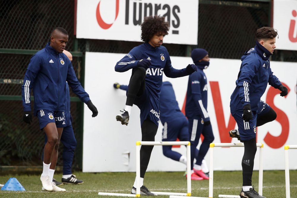 Fenerbahçe'de Konyaspor maçı öncesi sakatlık!