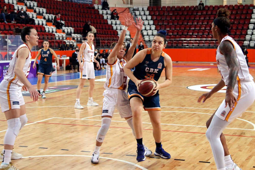 Galatasaray - Yenişehir Belediyesi Çukurova Basketbol Kulübü: 73-52