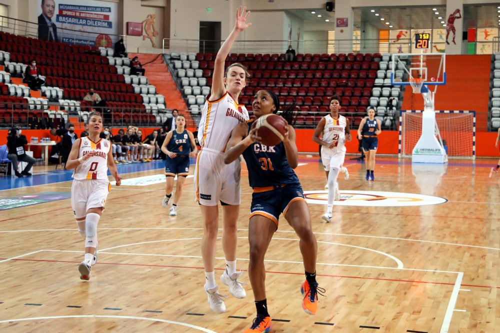 Galatasaray - Yenişehir Belediyesi Çukurova Basketbol Kulübü: 73-52