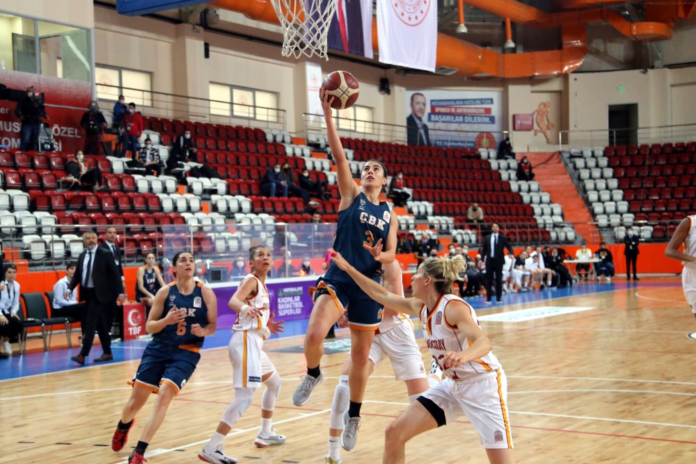 Galatasaray - Yenişehir Belediyesi Çukurova Basketbol Kulübü: 73-52