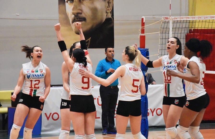 Karşıyaka filesinde Play-Off sevinci
