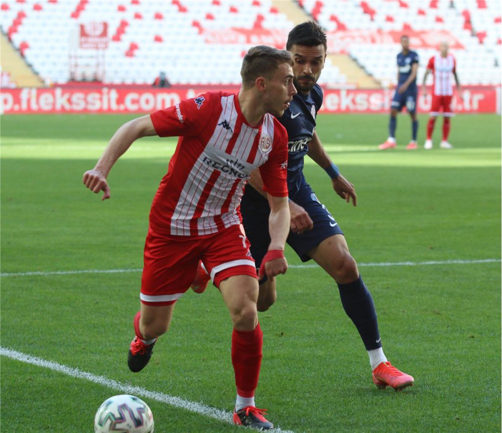 Antalyaspor bu dörtlüden vazgeçemiyor!