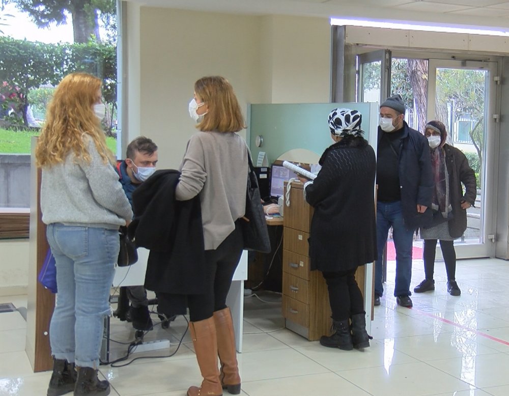 Cerrahpaşa Dekanı Prof. Dr. Gönen'den kritik uyarı: Serbestleşmeyi salgın bitmiş gibi algılamayalım