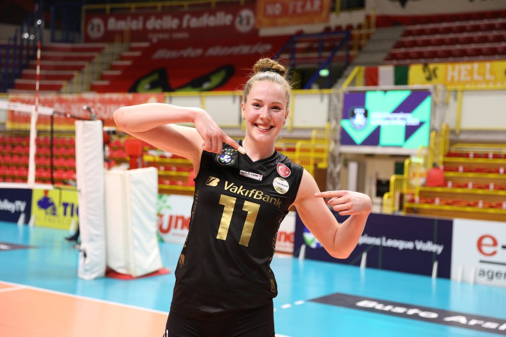 VakıfBank, Devler Ligi'nde 9'uncu kez finalde