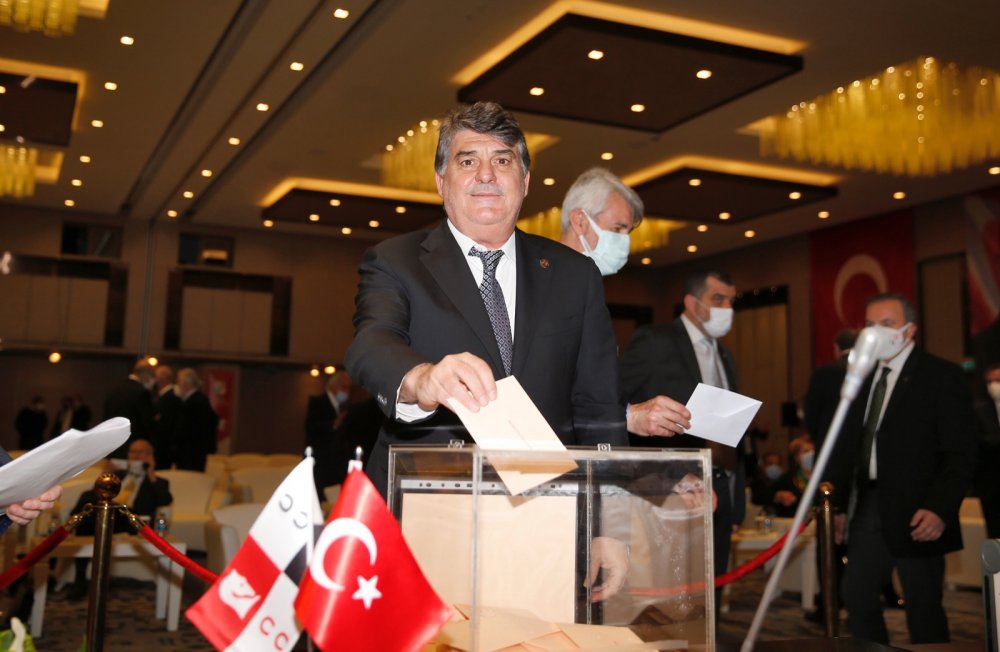 TJK Başkanı Serdal Adalı'nın listesi belli oldu