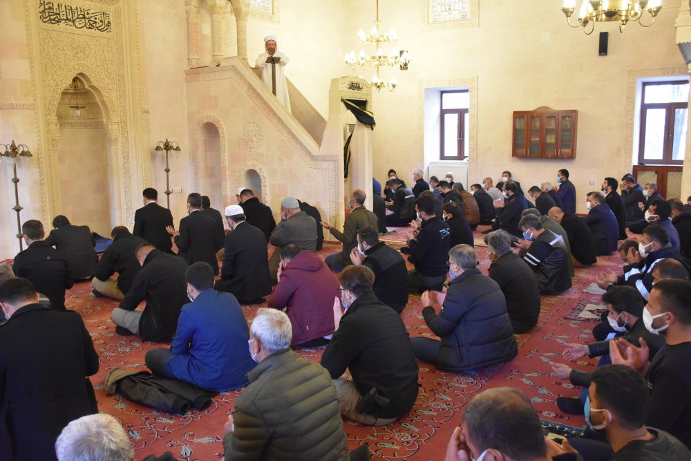 Ali Erbaş'tan koronavirüs açıklaması!  'Bu asrın en büyük imtihanı'