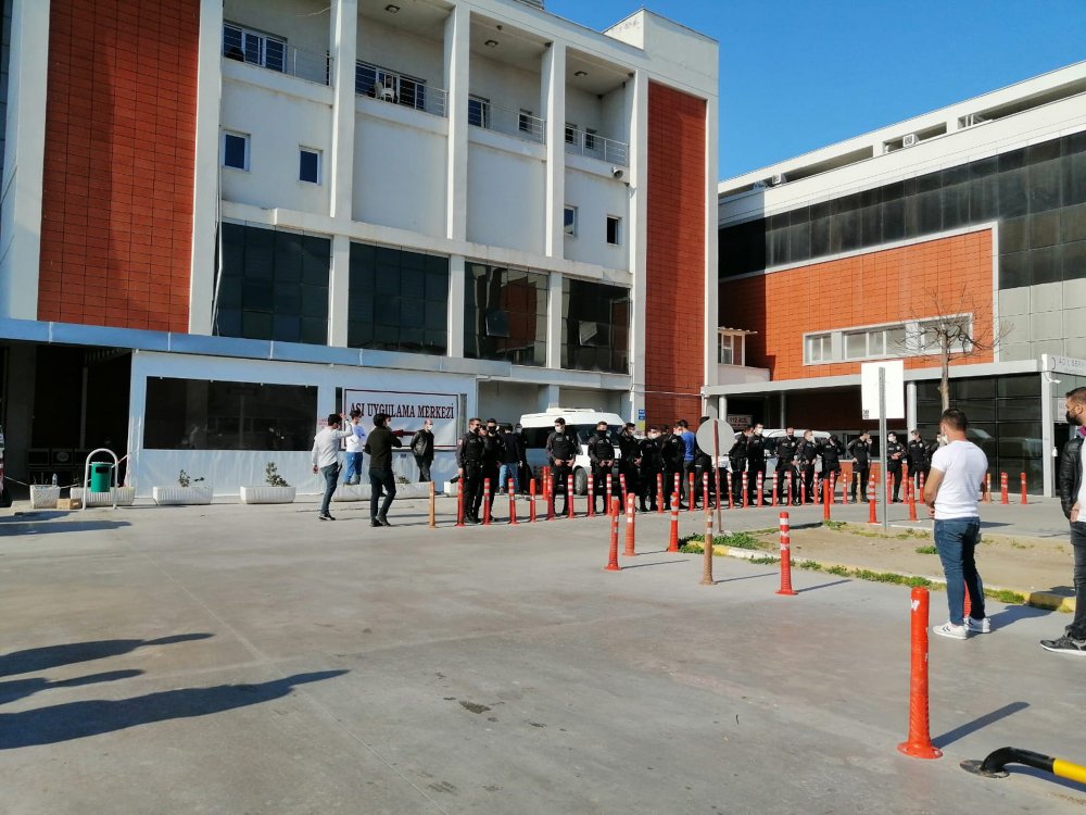 Manisa'da husumetliler arasında silahlı kavga