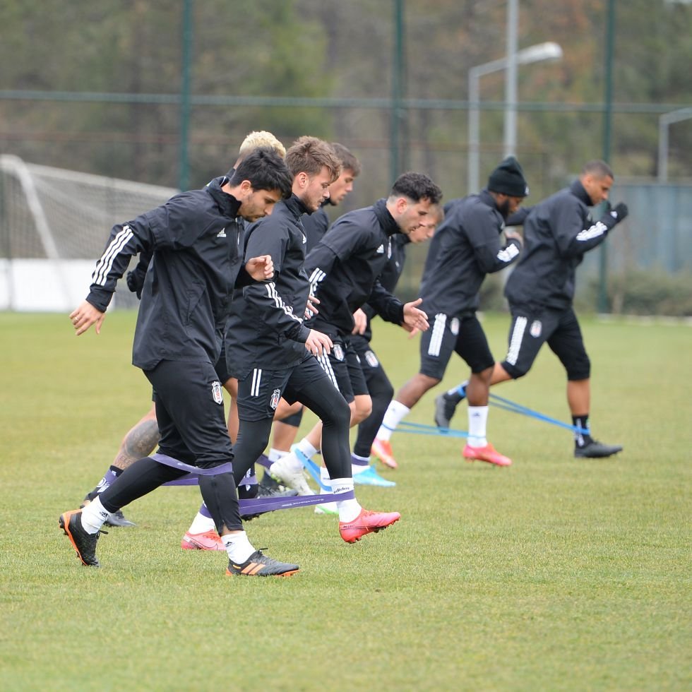 Beşiktaş’ta Kasımpaşa hazırlıkları sürüyor