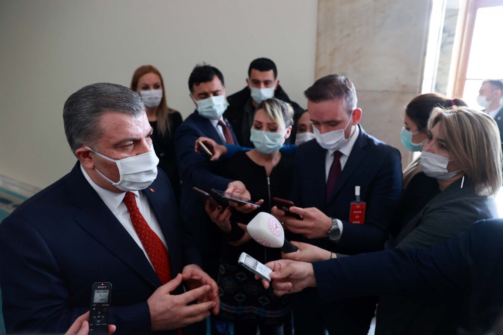 Bakan Koca'dan sprey aşı açıklaması!