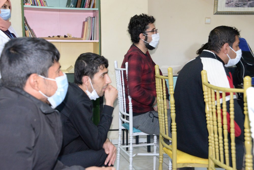 'Bipolar bozukluğu olanlar bahar mevsiminde manik atak yaşayabilir'