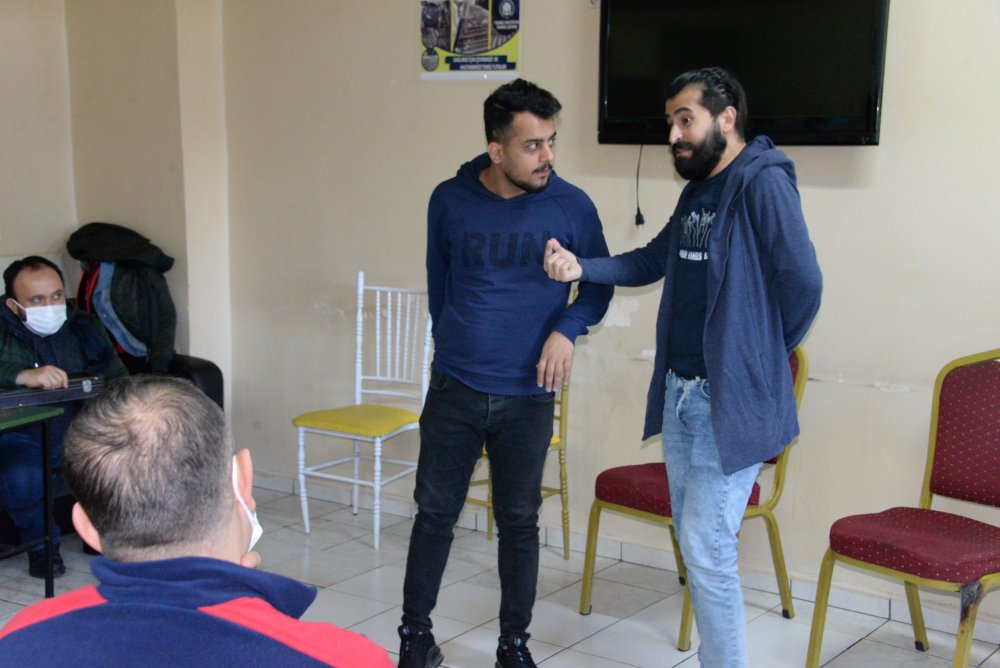 'Bipolar bozukluğu olanlar bahar mevsiminde manik atak yaşayabilir'