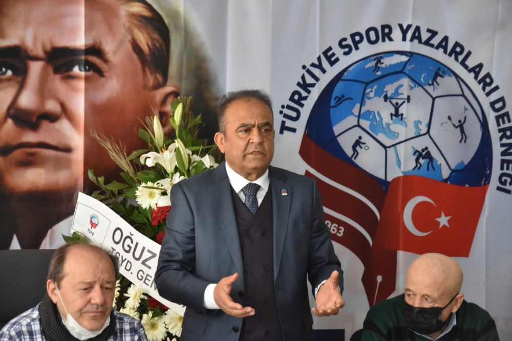 TSYD Kayseri Şubesi'nde Oktay Ensari güven tazeledi
