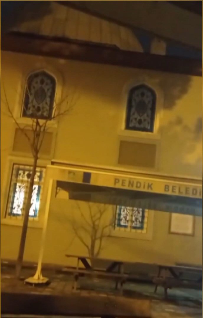 İstanbul'da 3 ilçede cami hoparlörlerinden müzik yayını yapıldı