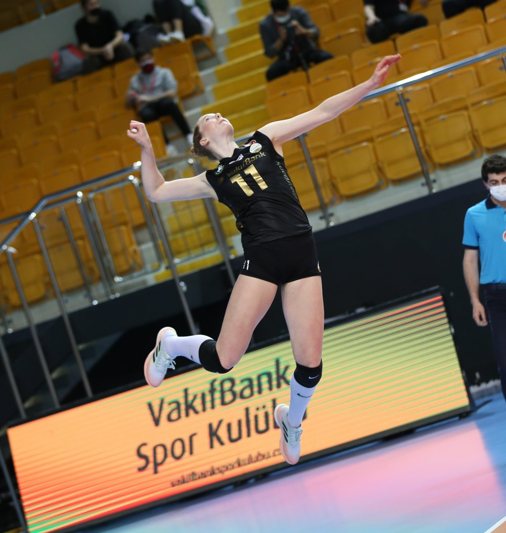 VakıfBank, Sultanlar Ligi'nde finalde