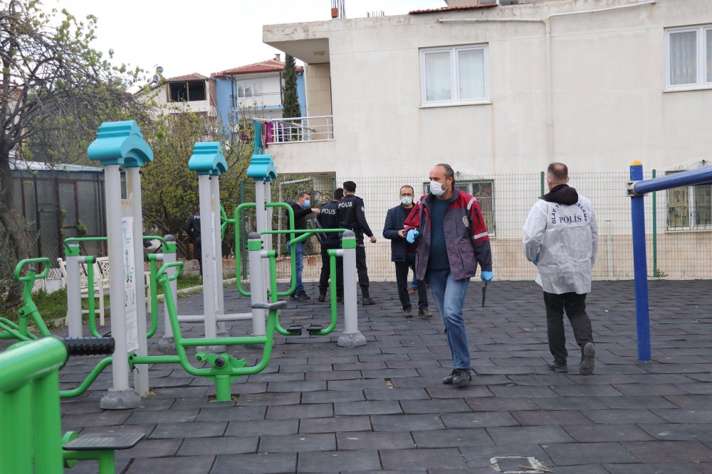 Çocukların gürültü yaptığı iddiasıyla parkta rastgele ateş açtı
