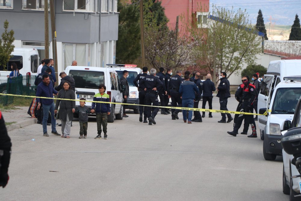 Çocukların gürültü yaptığı iddiasıyla parkta rastgele ateş açtı