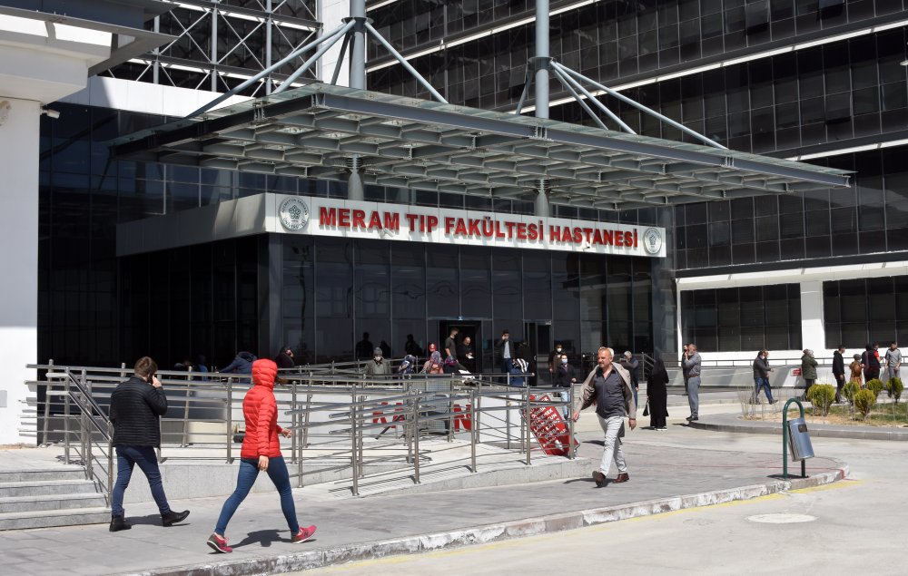 Doç. Dr. İbrahim Erayman'dan korkutan açıklama! 'Koronavirüs hastalarında pıhtı atmasına bağlı...'