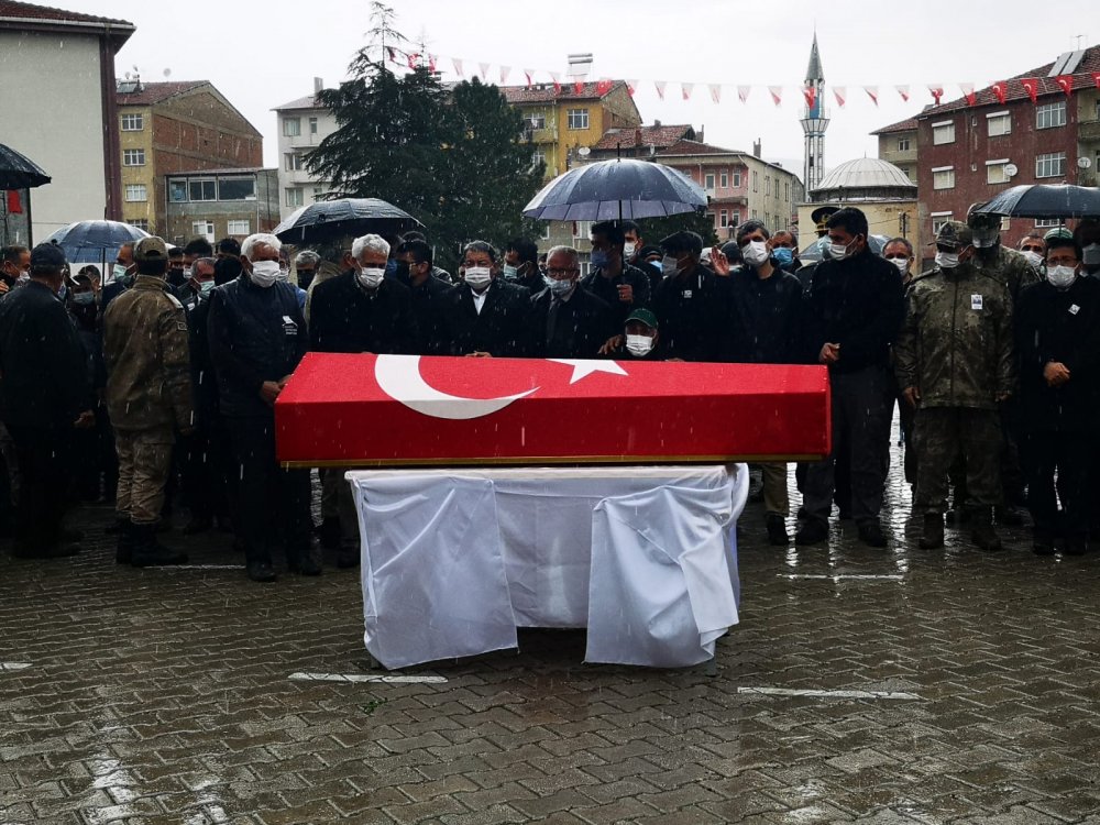 Şehit Uzman Çavuş Kızılay'ın baba ocağında helallik alındı