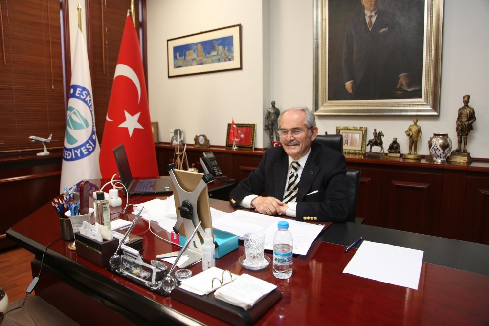 Yılmaz Büyükerşen’e önemli ödül!