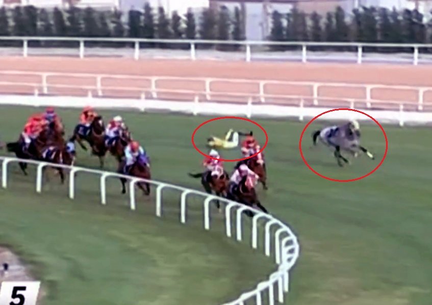 Hipodromda kaza üstüne kaza! 3 jokey hastanelik oldu