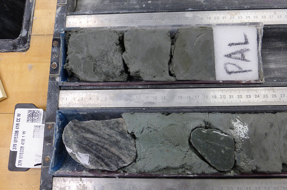 118230009-siddoway-green-sandstone-in-core.jpg