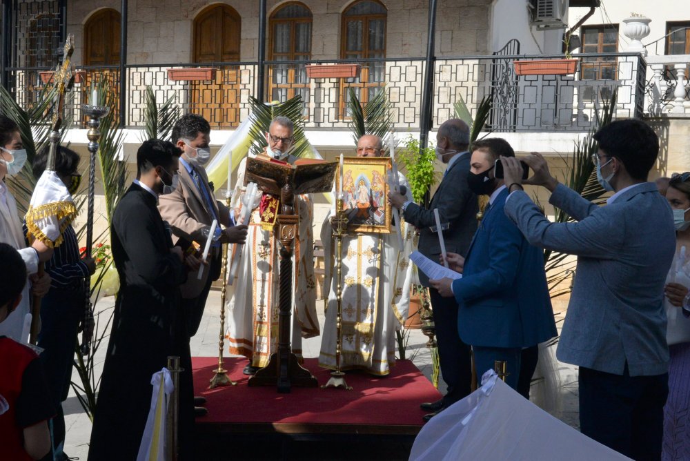 Hatay'da koronavirüs gölgesinde Paskalya Bayramı ayini