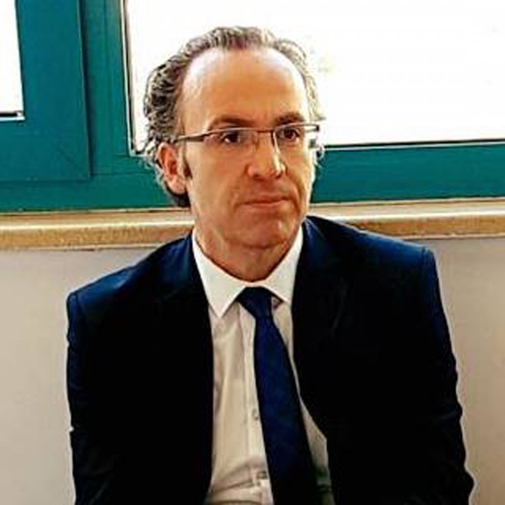 Falezlerde bulunan cesedin kimliği belli oldu