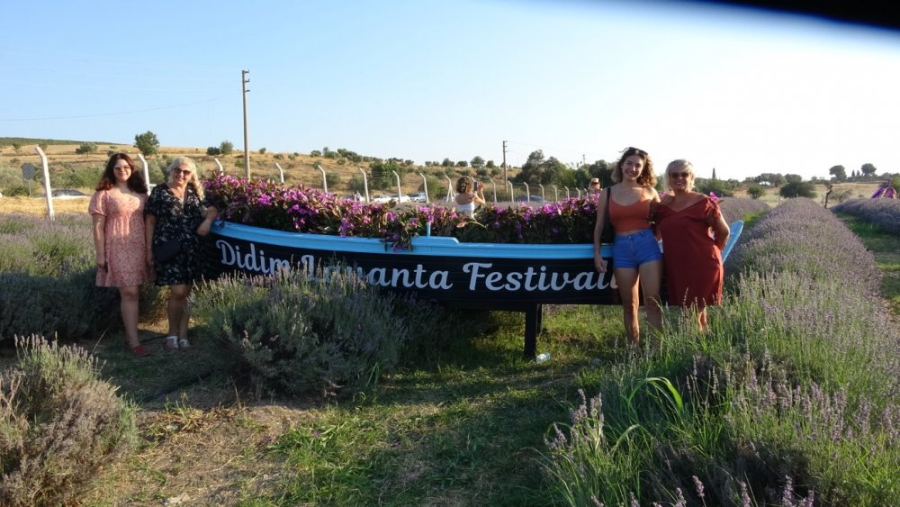 Didim’de 'Lavanta Festivali' renkli görüntülere sahne oldu
