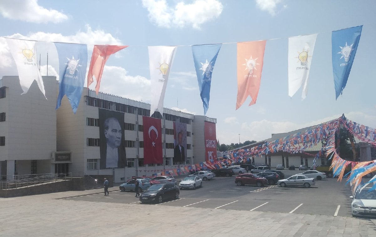 bayrak-1.jpg