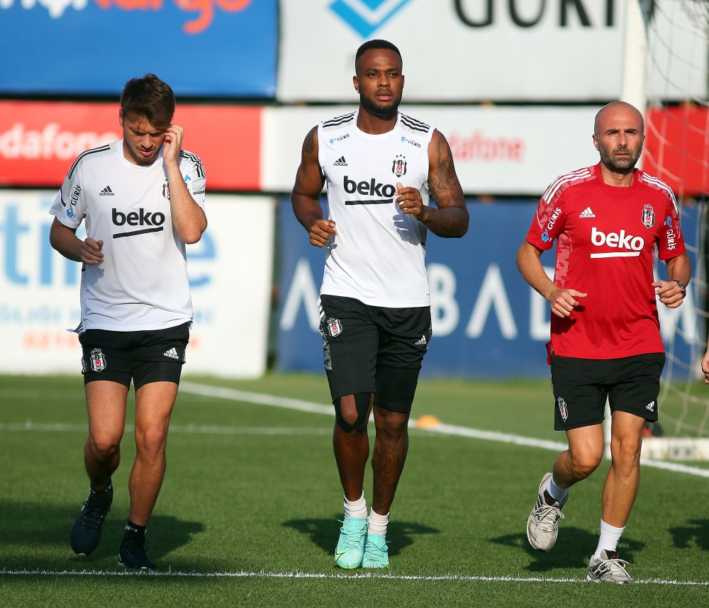 Beşiktaş'ta Valentin Rosier, takımla çalıştı