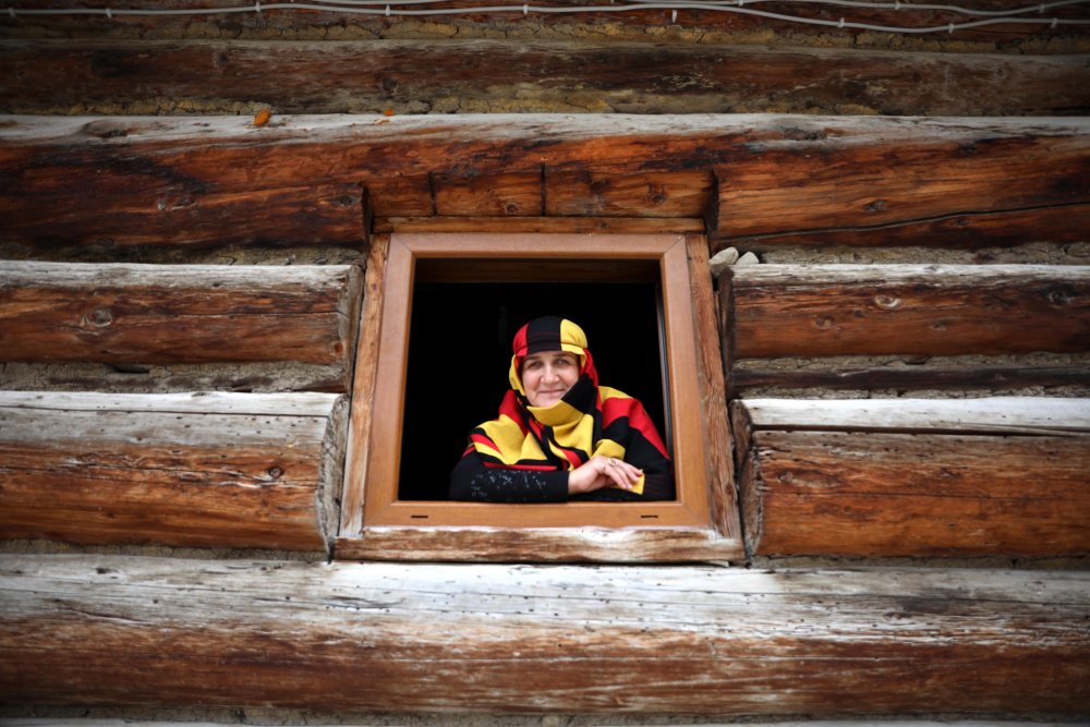 İkizdere yaylalarında yazın sobayla ısınıyorlar
