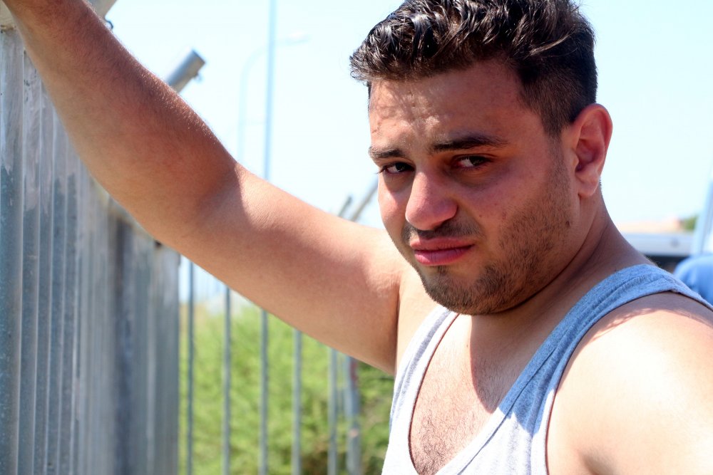 Sulama kanalına giren genç kayboldu, ağabeyi gözyaşı döktü