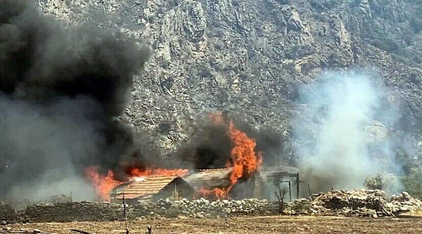 Milas yangınının ulaştığı mahallede 3 ev yandı