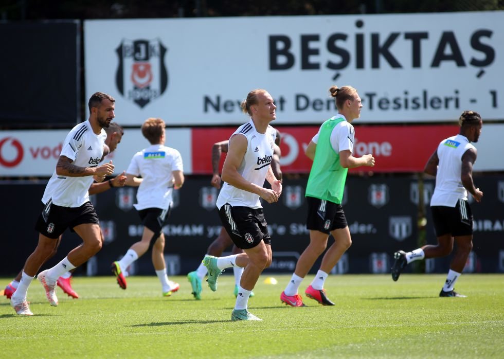 Beşiktaş'ta yeni sezon hazırlıkları sürüyor