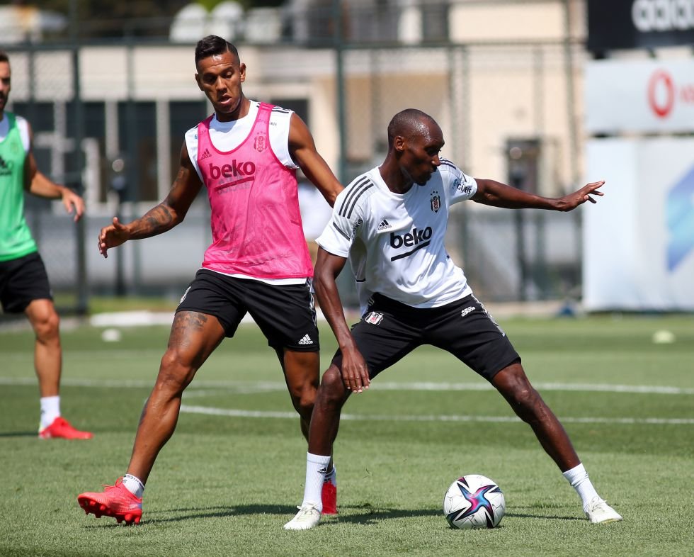 Beşiktaş'ta yeni sezon hazırlıkları sürüyor