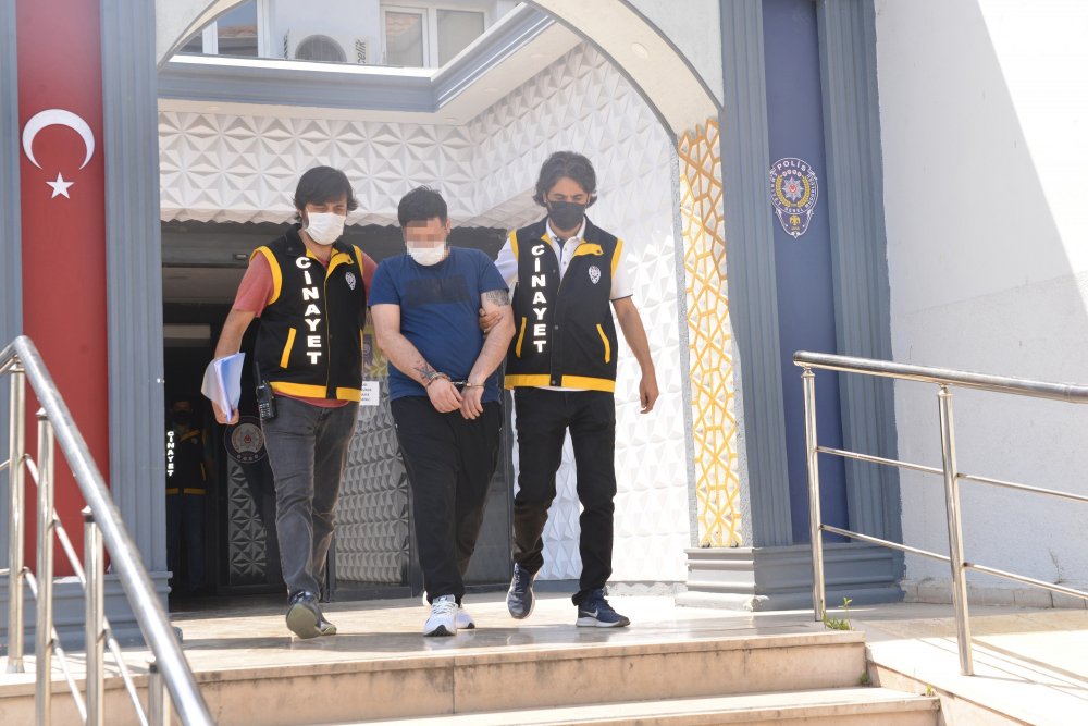 Oğlunun WhatsApp'tan paylaştığı fotoğraf nedeniyle öldürülmüş