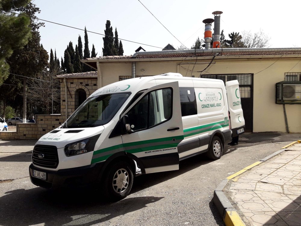 Tartıştığı babasını bıçaklayarak öldürdü
