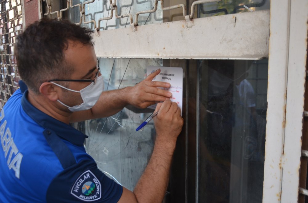 Avcılar'da sahte içki operasyonu; bina sakinlerini 'deterjan üretiyoruz' diyerek kandırdılar