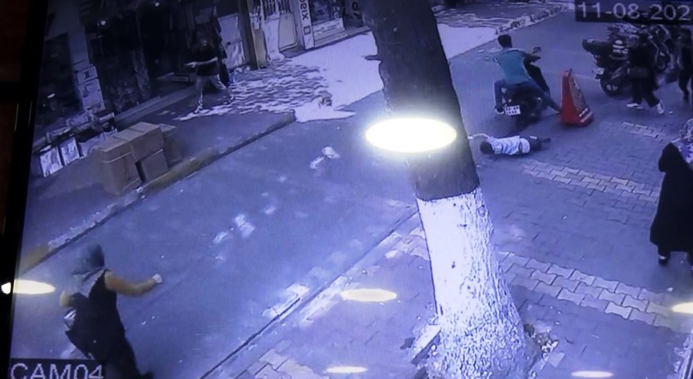 Motosikletin küçük Muhammed'e çarptığı kaza kamerada
