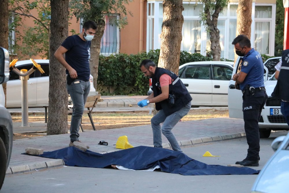 Polis memuru; karısı, kayınvalidesi, kayınpederini katletti