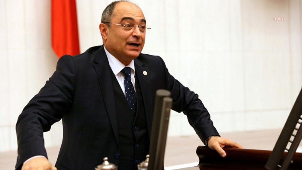 CHP'Lİ AYDOĞAN'DAN MİLLİ EĞİTİM BAKANI'NA: "900 MEVCUTLU OKULDA YILDA SADECE 20 KUTU MASKE İLE EĞİTİM YAPILIR MI"