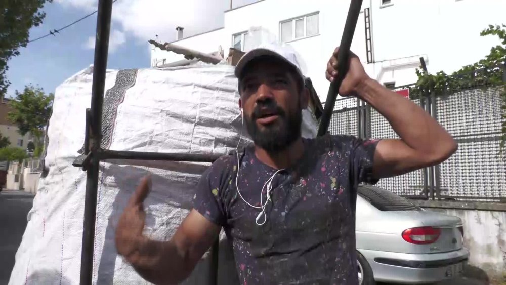 KAĞIT TOPLAYICILARI DEPO BASKINLARINI PROTESTO ETTİ