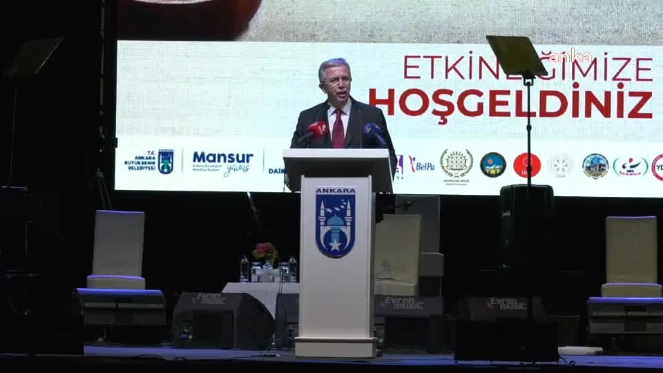 ABB BAŞKANI MANSUR YAVAŞ AŞURE DAĞITTI: "ÖTEKİLEŞTİRİLEN HERKESİN BAŞIMIN ÜSTÜNDE YERİ VARDIR"