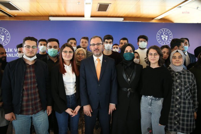 İYİ PARTİLİ ÖZTÜRK, YURT ÇIKMAYAN ÜNİVERSİTE ÖĞRENCİLERİNE DE YARDIM YAPILMASI İÇİN KANUN TEKLİFİ VERDİ