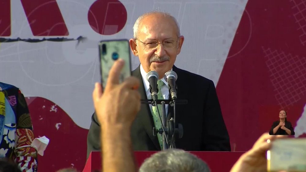 KILIÇDAROĞLU: DÜNYADA EN KÖKLÜ SİYASİ PARTİLERDEN BİRİSİ CHP’DİR. ÖNÜMÜZ AÇIK, HİÇBİR ENGEL YOK. SADECE ÇALIŞACAĞIZ, ANLATACAĞIZ