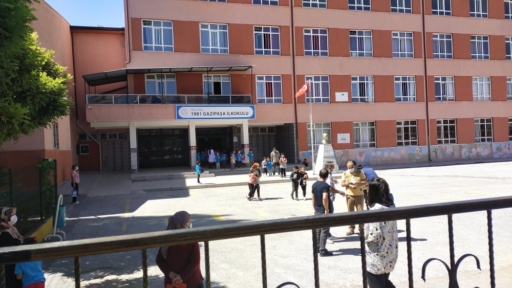 AKSARAY’DA OKULLARA CUMA AYARI