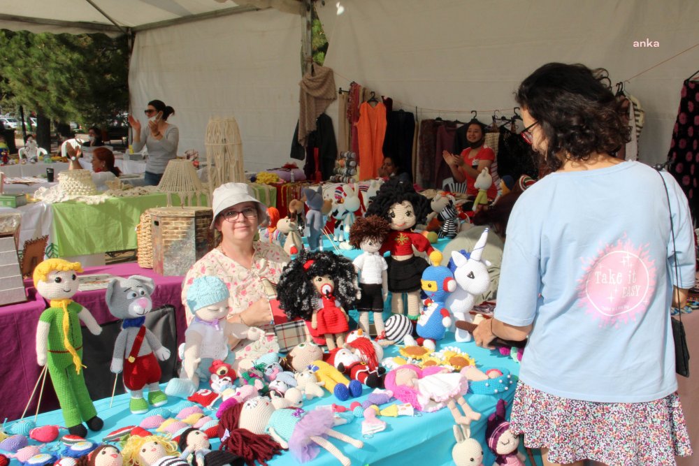 ÇANKAYA BELEDİYESİ'NCE DÜZENLENEN "EL EMEĞİŞENLİĞİ" DEVAM EDİYOR