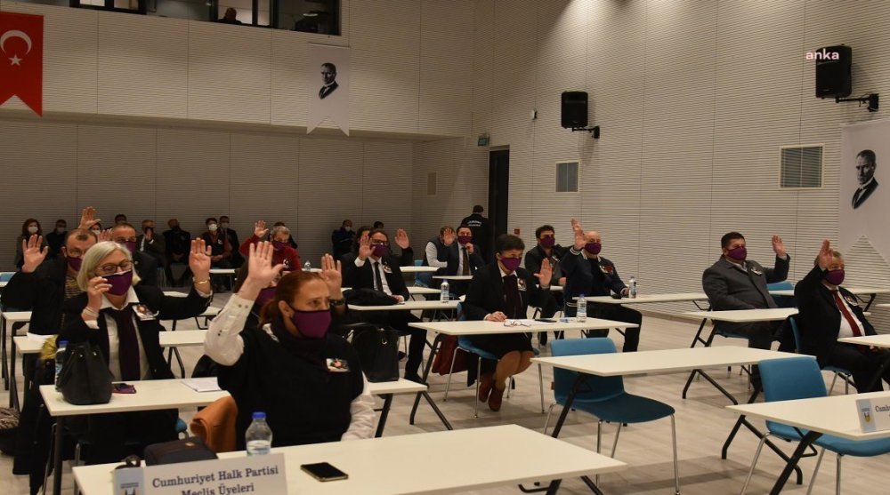 BORÇSUZ BELEDİYE LÜLEBURGAZ'DAN KASASINDAKİ 40 MİLYON TL İLE DENK BÜTÇE!